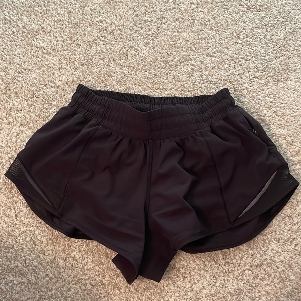 Lululemon Hotty Hot Short, Low rise 2.5”